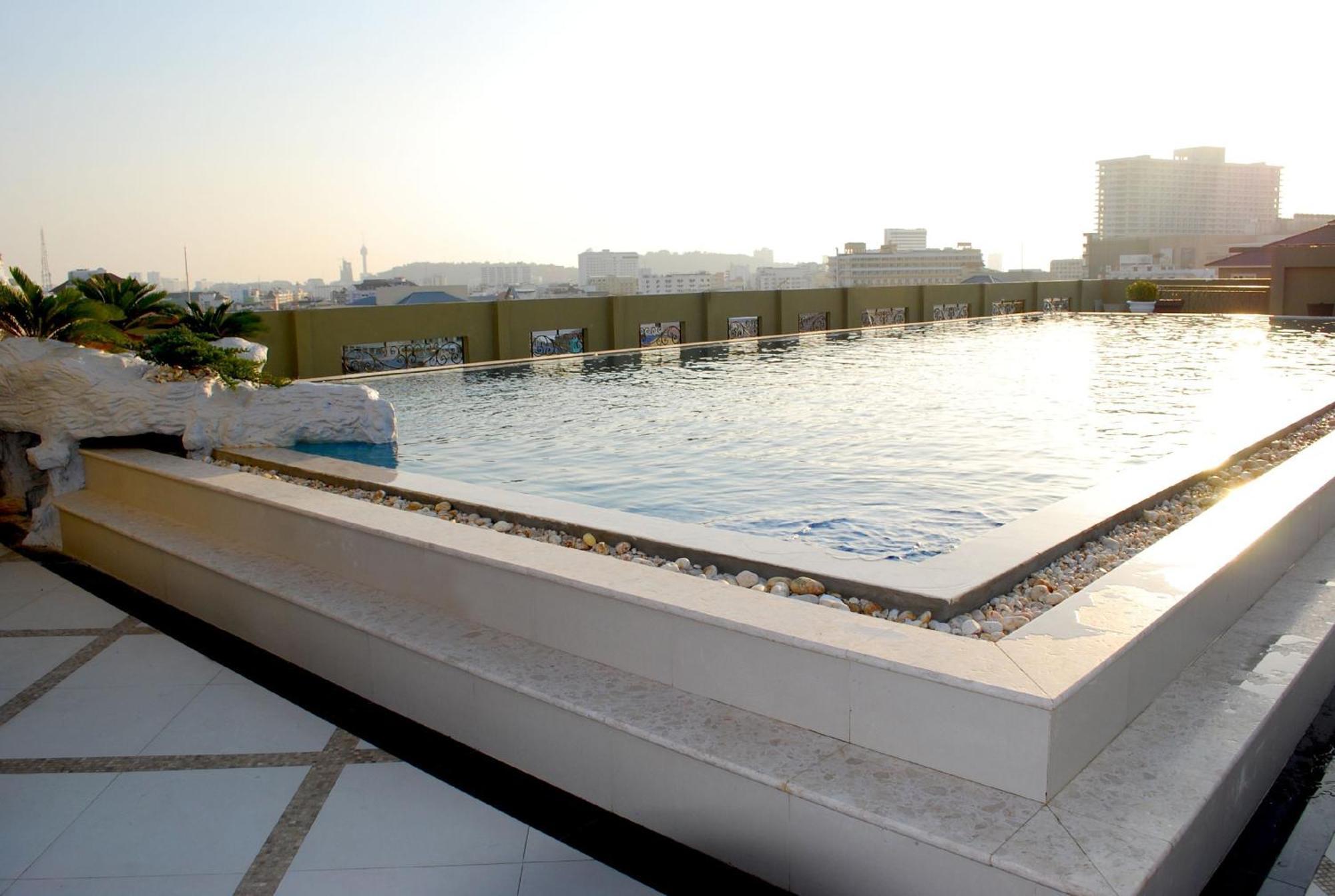 Lk Royal Wing Hotel Pattaya Ngoại thất bức ảnh