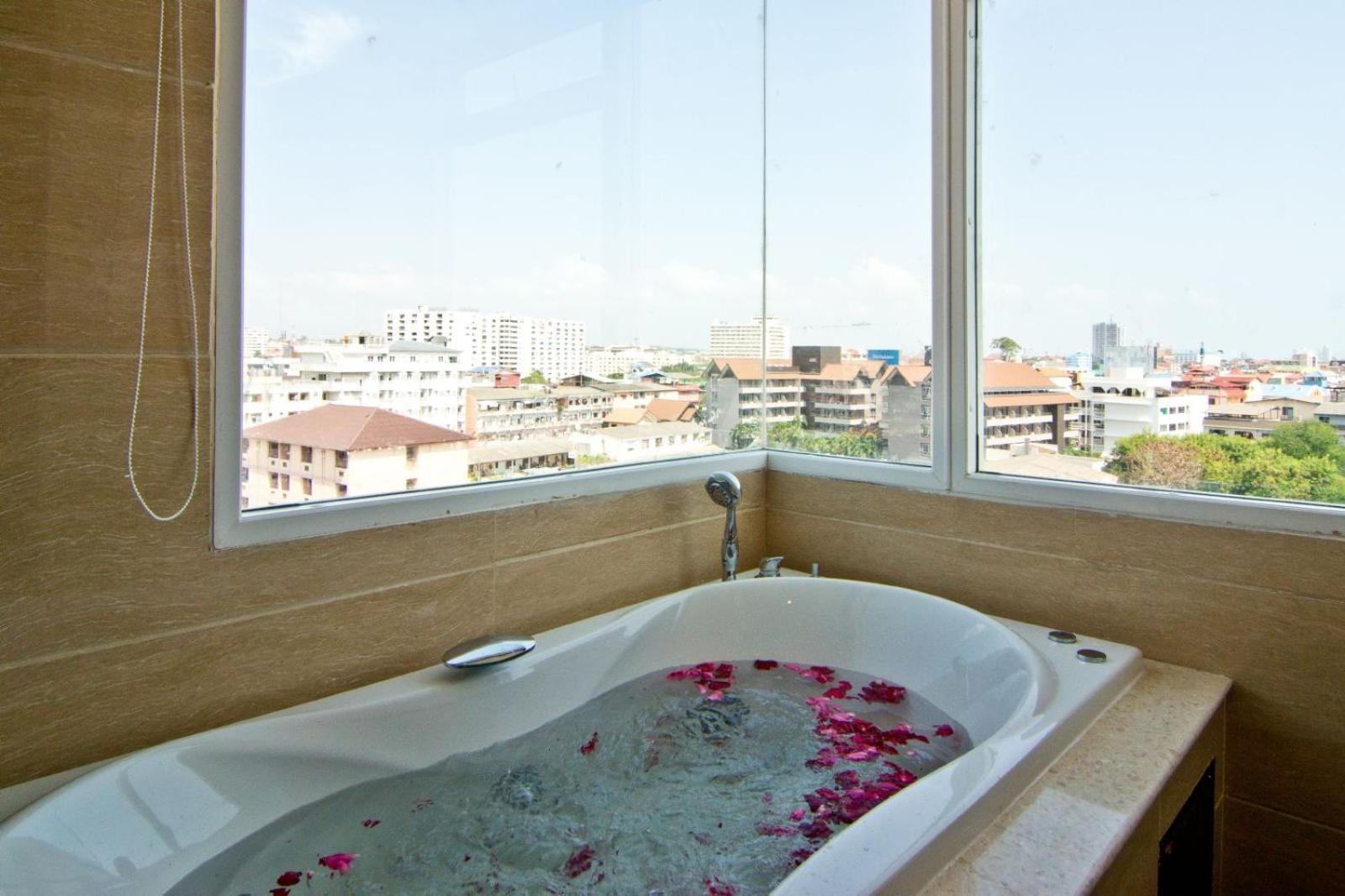 Lk Royal Wing Hotel Pattaya Ngoại thất bức ảnh